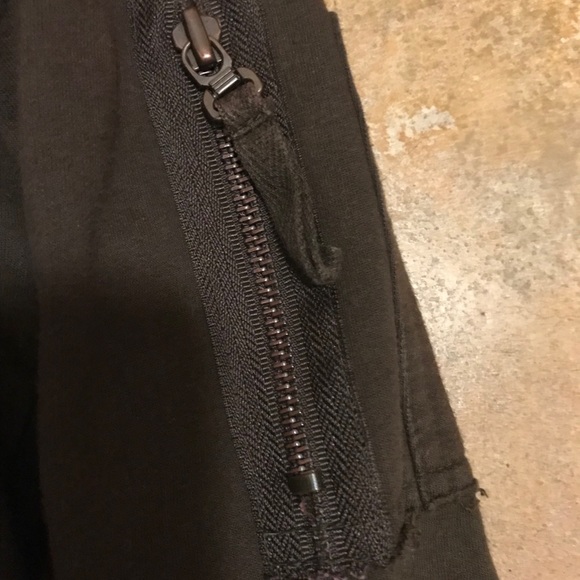 DKNY hoodie - Picture 4 of 5